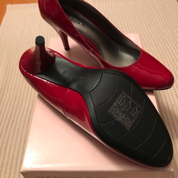 Bandolino Red Pumps - Picture 3 of 6
